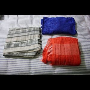 Aeropostale Infinity Scarves Set